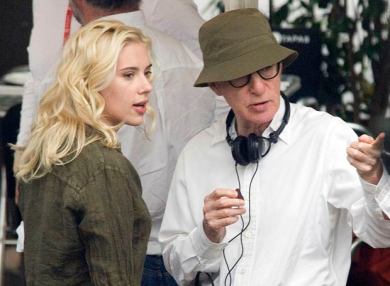 Instantanea de Woody Allen y Scarlet Johansson